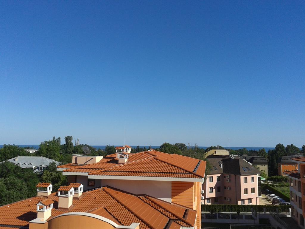Apartment In St. Constantine And Helena Saints Constantine and Helena Exteriör bild